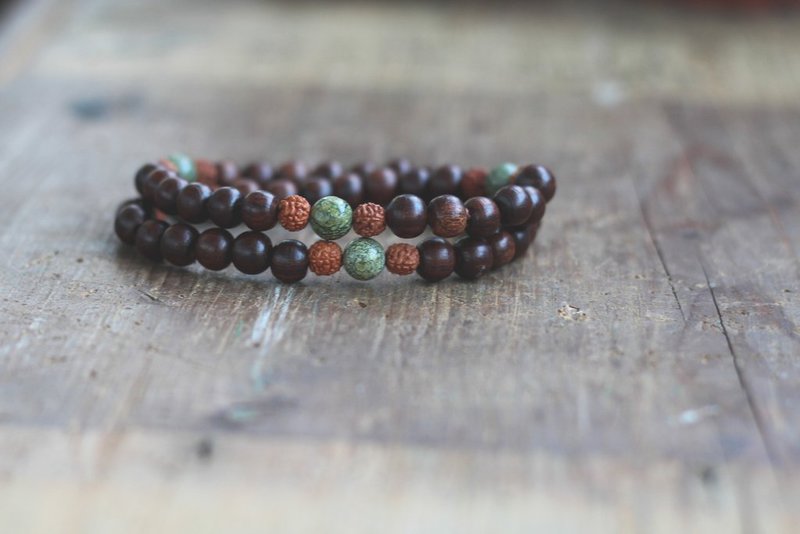 Náramek Adventure 1